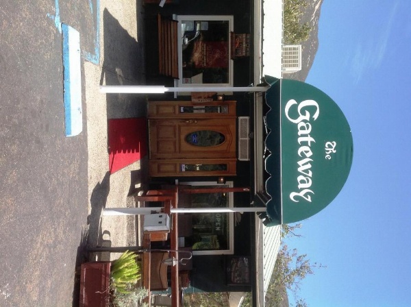 The Gateway Restaurant & Lodge image 27